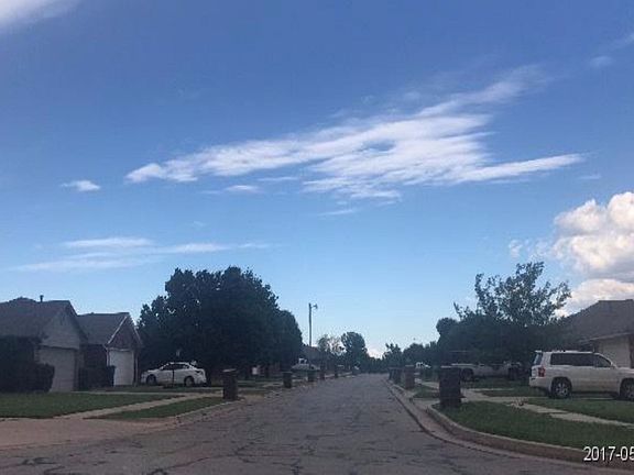 5th image of 2705 NW 160th Ter