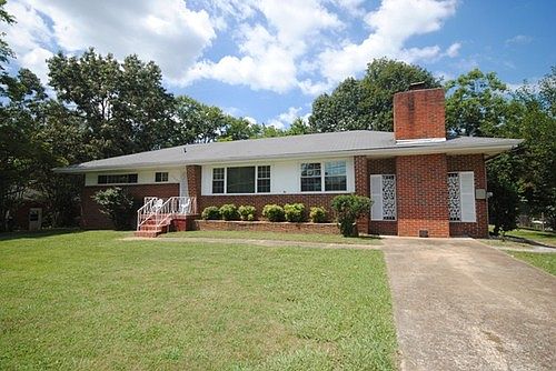 1st image of 3607 Altamira Dr