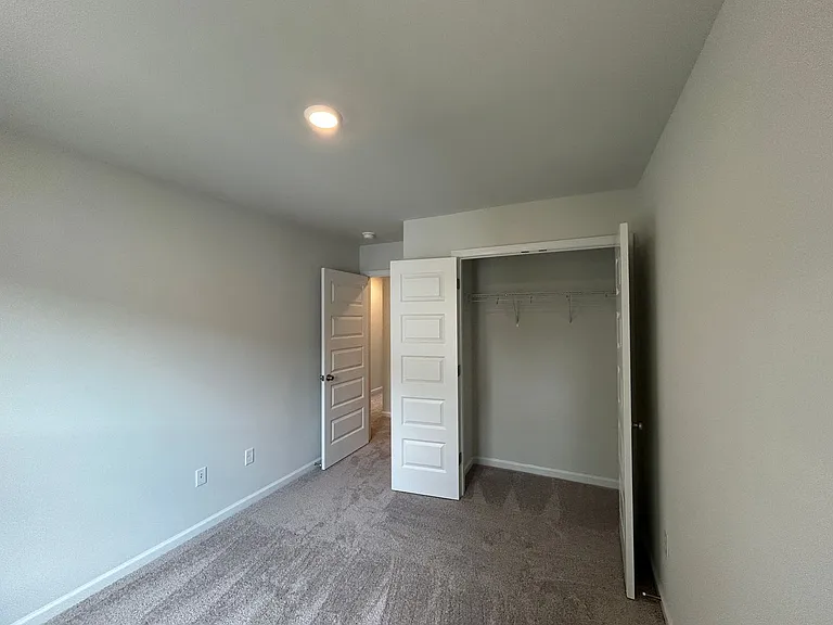 101 Avenda Ln — Photo 29