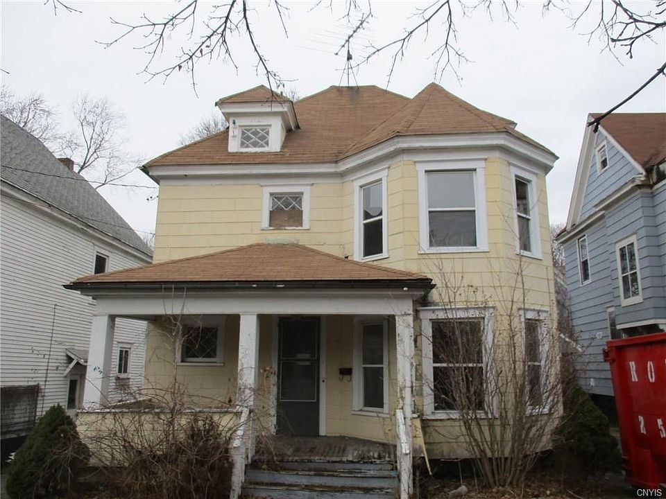 1st image of 142 W Ostrander Ave