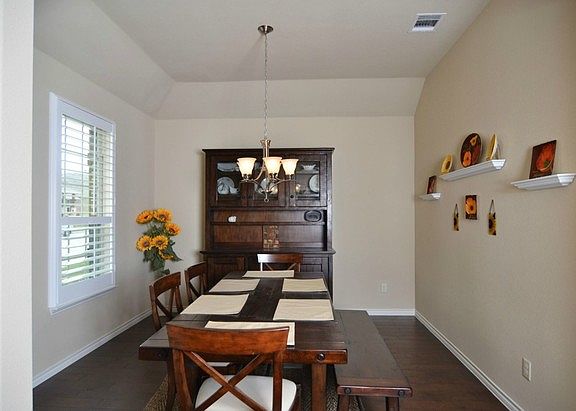 3rd image of 1543 Great Lakes Ct