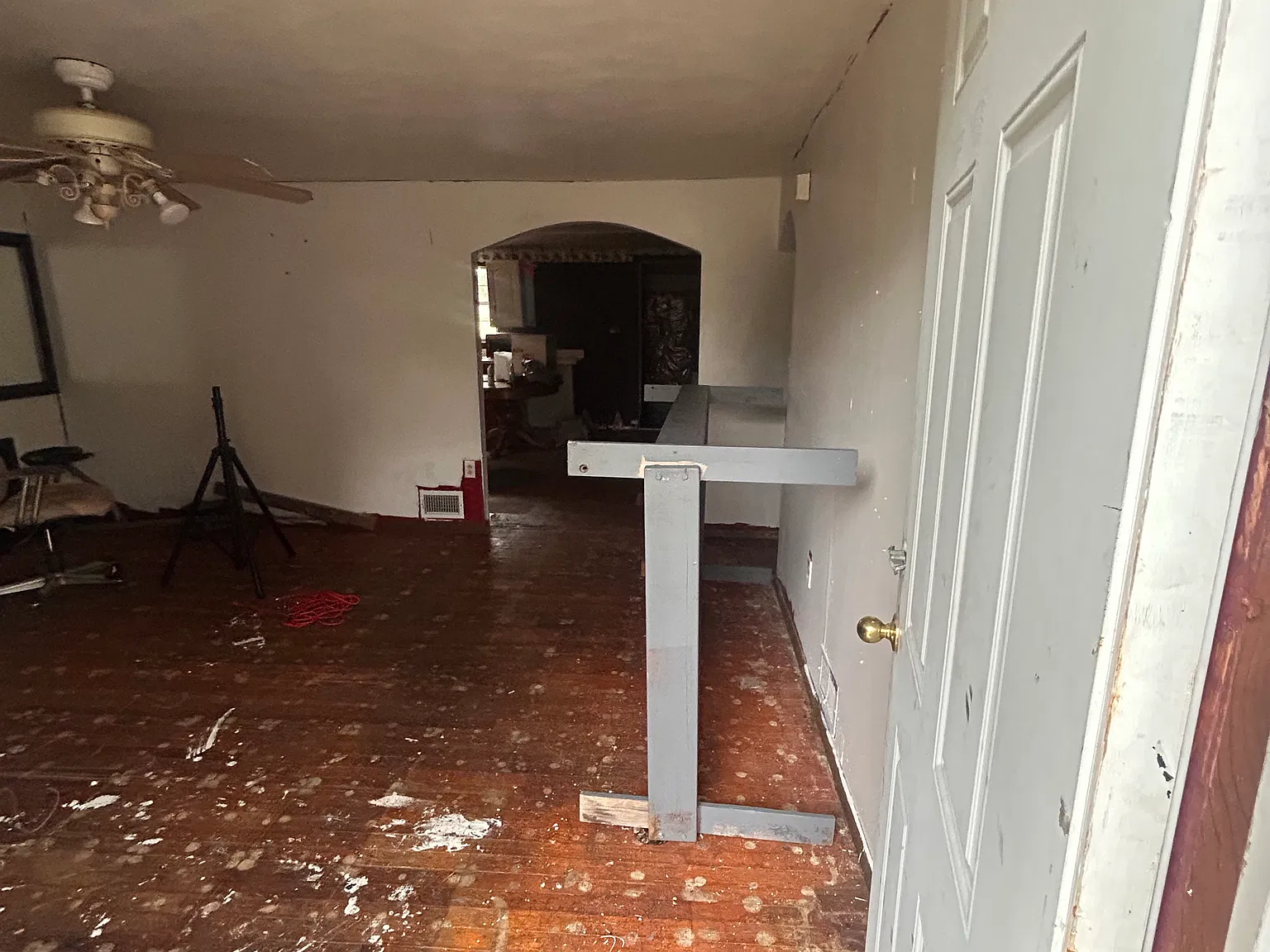 2 bed, 1050 sqft, $875 — Photo 4