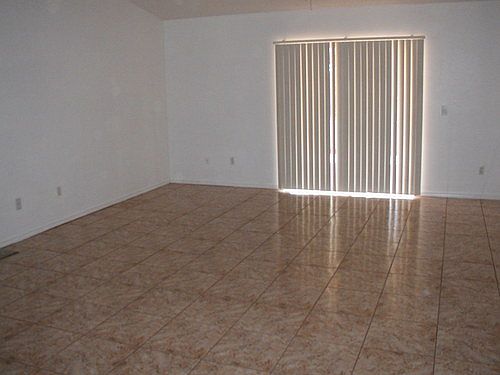 2nd image of 1591 Drayton Ave
