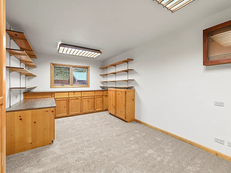 6230 Sand Gulch Rd — Photo 10