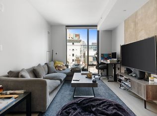 55 Lagrange St #1008, Boston, MA 02116