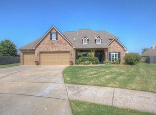 4712 S 176th Pl E, Tulsa, OK 74134