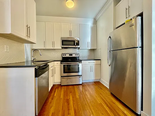 Rented by Weichert Properties - NYC | media 9