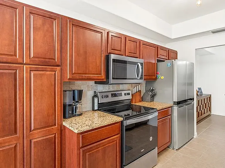 1315 Henley St #1006 — Photo 20