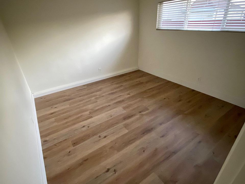 1st image of 28 W Pedregosa St #5