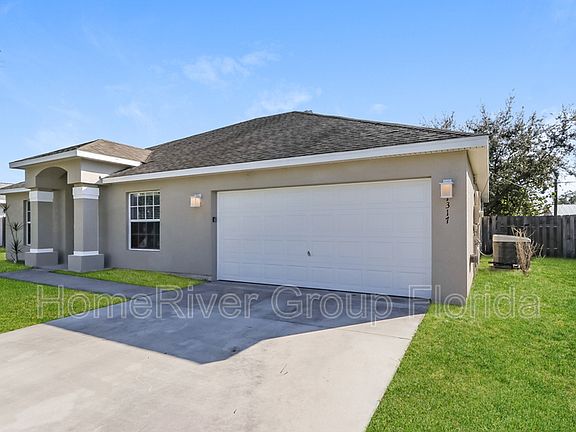 4th image of 1317 SE Bayharbor St