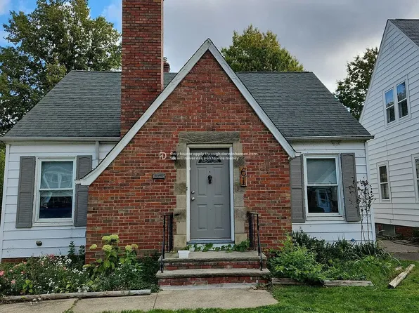 61 Sunnycliff Dr, Euclid, OH 44123
