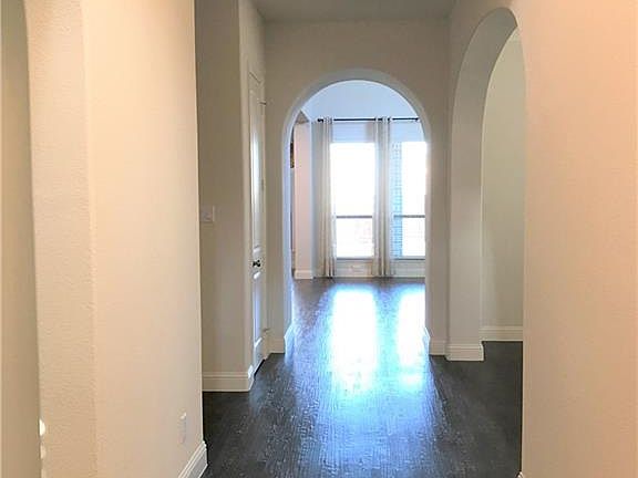 2nd image of 4609 Pony Ave