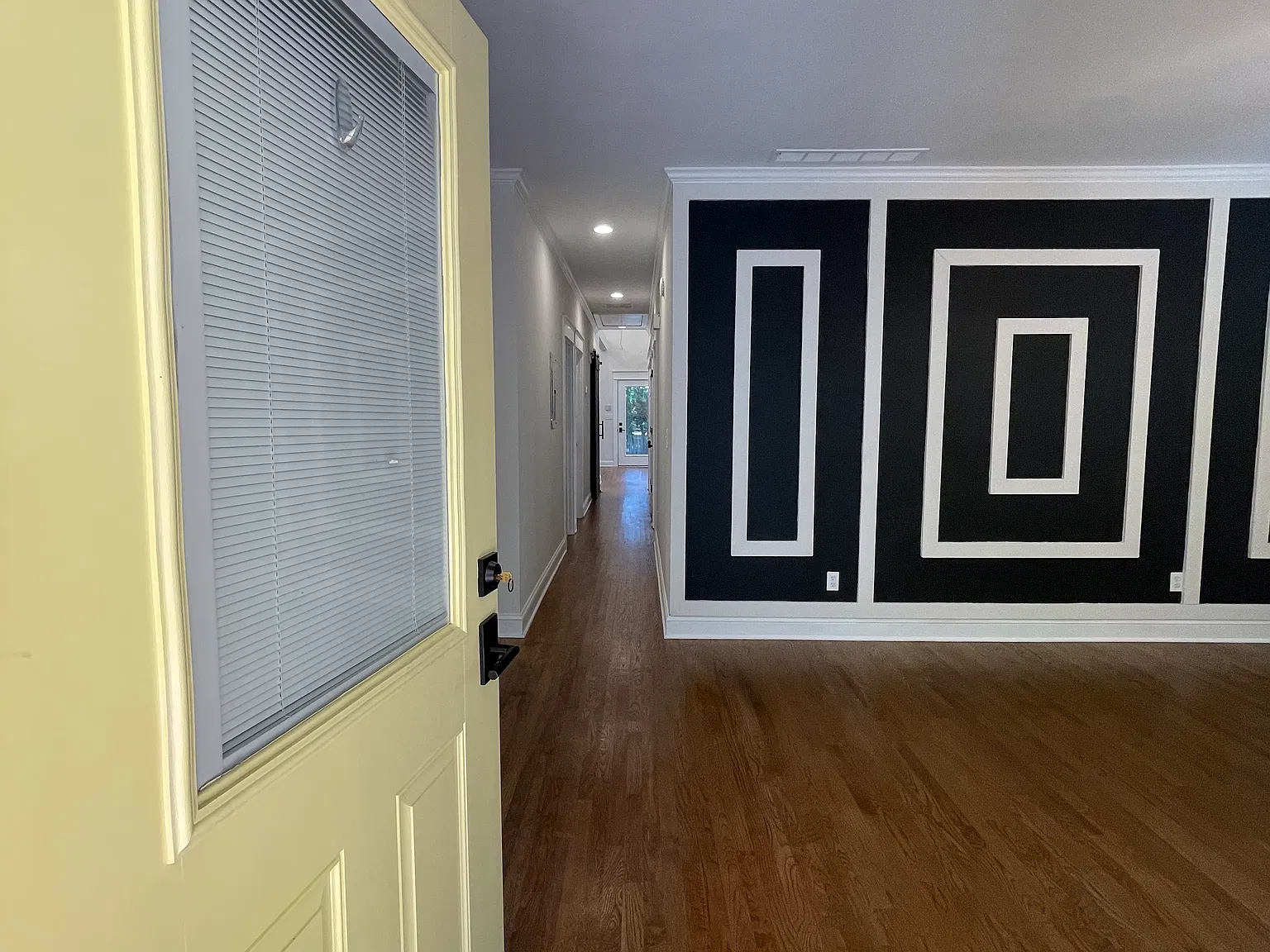 3 bed, 1654 sqft, $3,595 — Photo 4