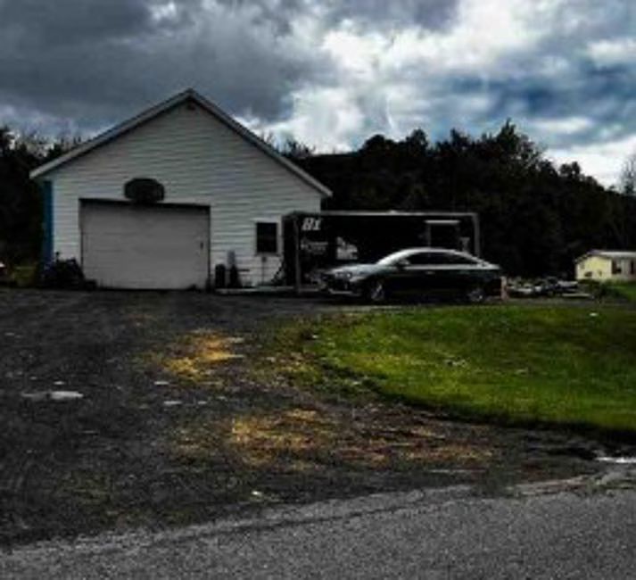 2nd image of 210 Goshen St