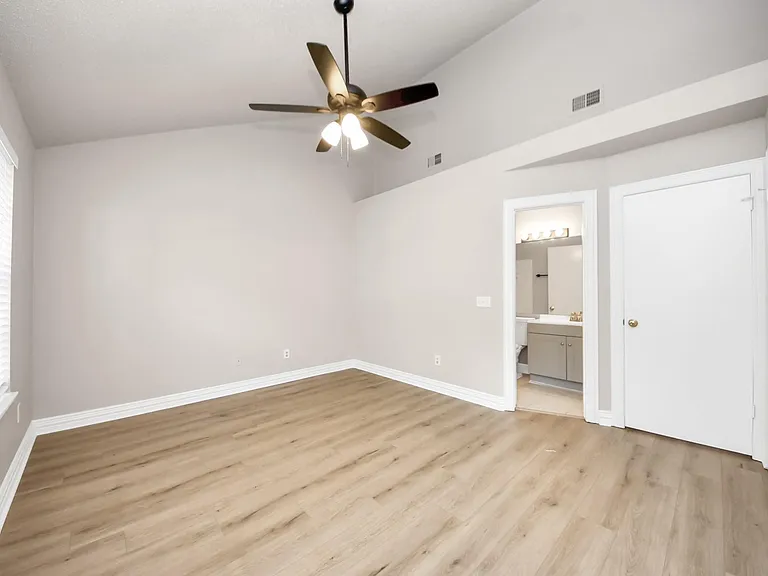 2910 Grants Lake Blvd #1205 — Photo 19