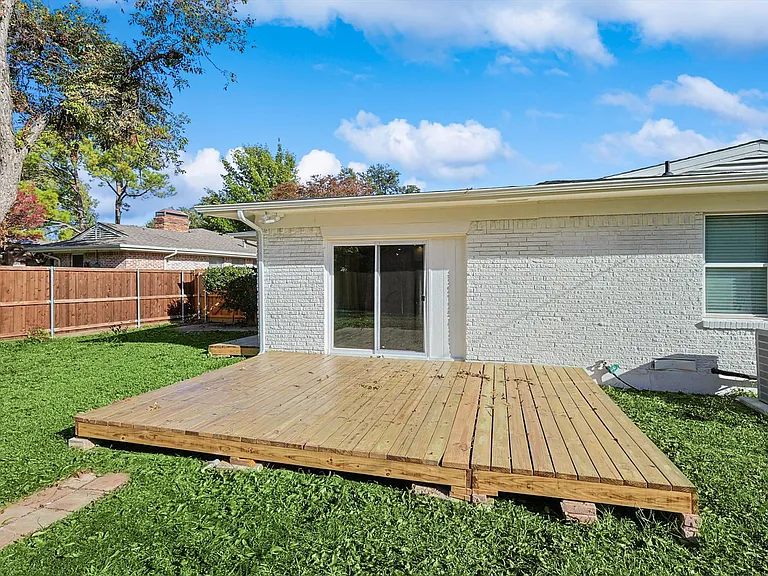 6912 Clemson Dr — Photo 37