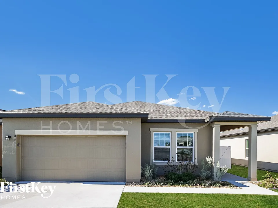 837 Orchid Grove Blvd