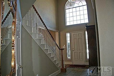 3rd image of 5708 Sweetbriar Dr