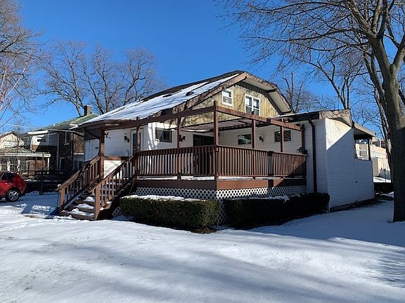 2nd image of 734 Laurel Ave