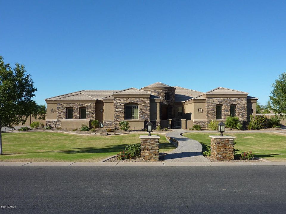 1st image of 2238 E Orleans Dr