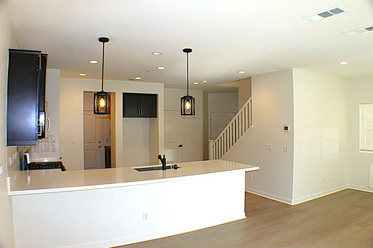 Building Photo - 12709 Ironstone Way