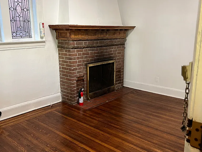 522 S 46th St #1 — Photo 8