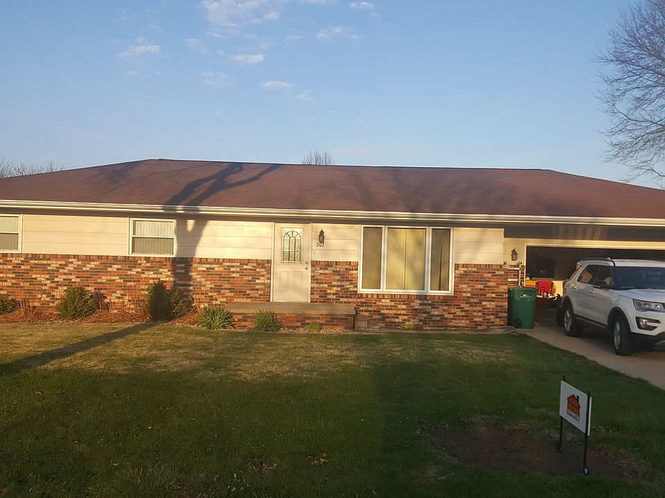 1st image of 207 S Shafer St