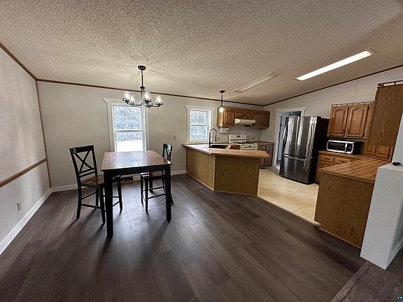 3rd image of 1474 Aljo Rd