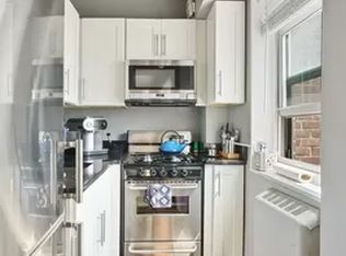 225 Adams St #10-B, Brooklyn, NY 11201