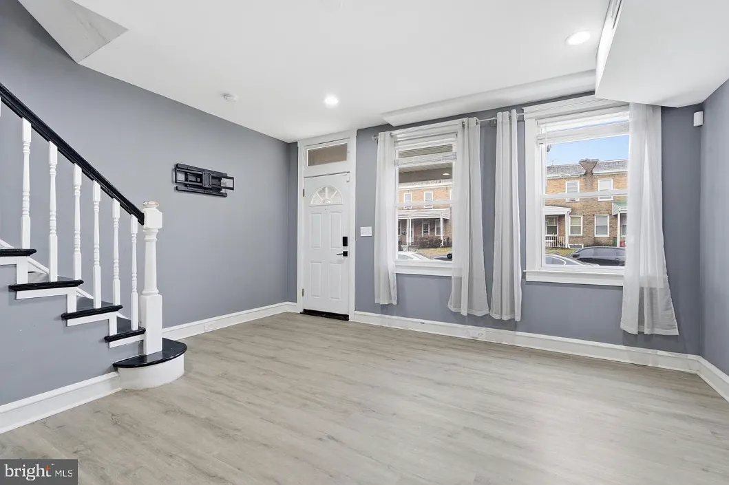4 bed, 1248 sqft, $1,500 — Photo 3