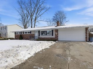 1009 Illinois St, Marysville, MI 48040