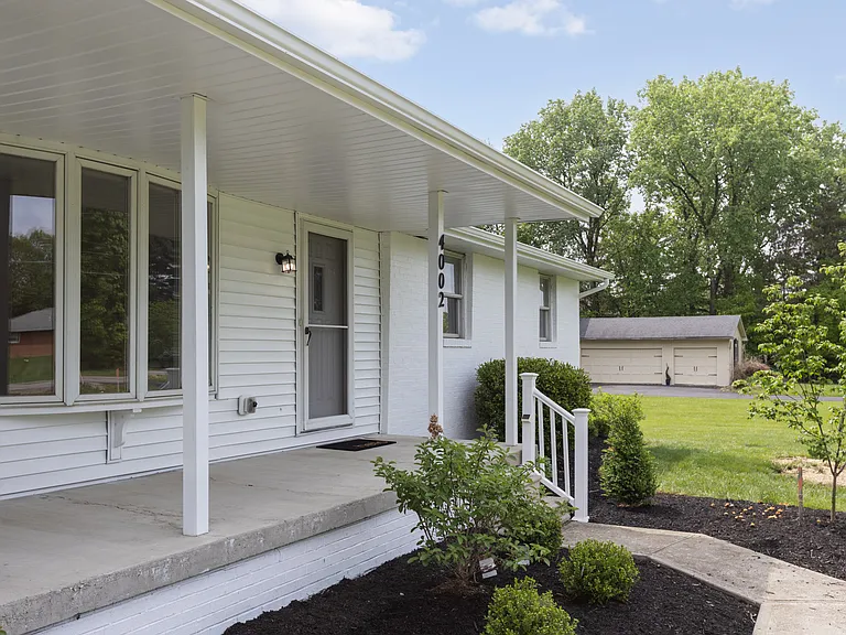 4002 Harlem Rd — Photo 41