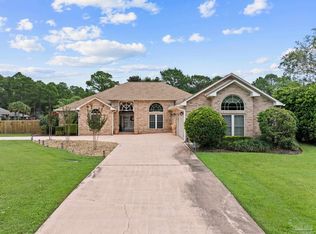 2446 Knotty Pine Dr, Navarre, FL 32566