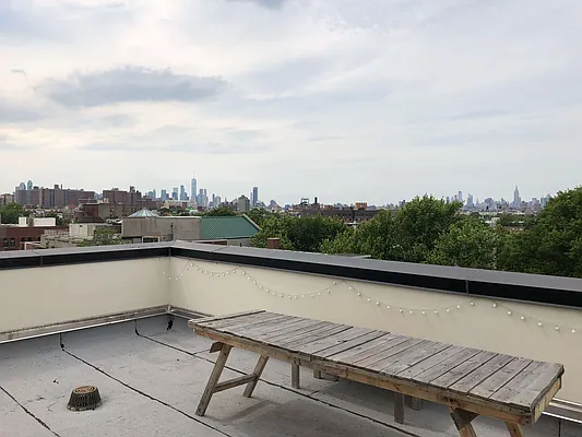 Rented by Nooklyn NYC LLC | media 47