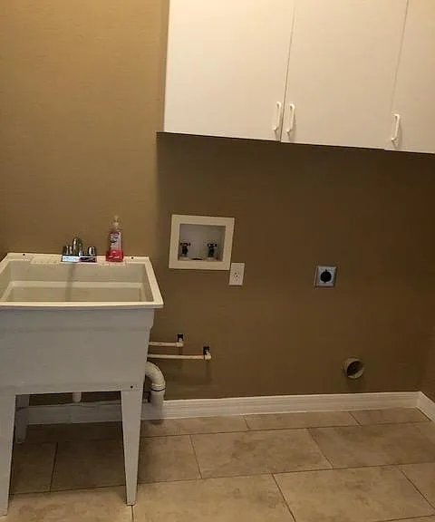807 Palermo Ct — Photo 33