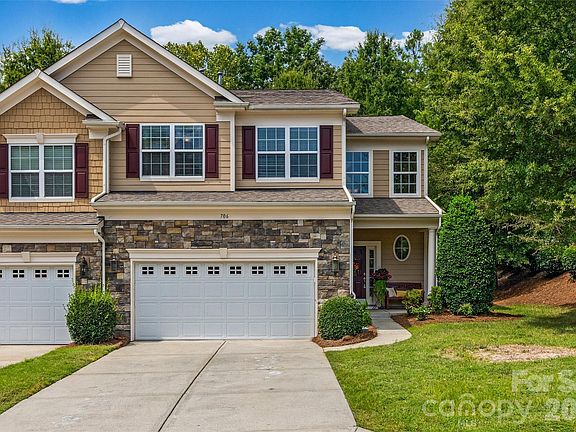 2nd image of 706 Deerbrook Ln