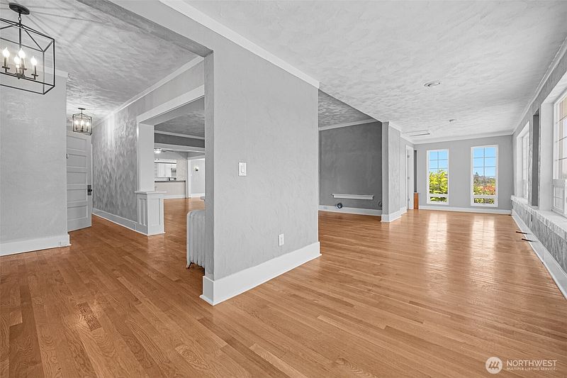 5th image of 9615 56th Avenue S