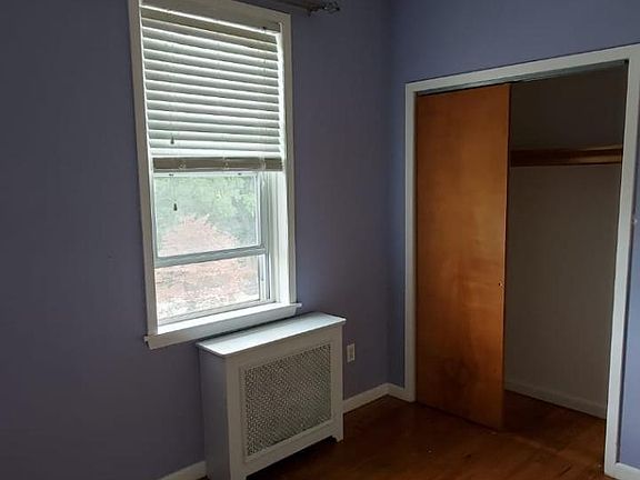 3rd image of 70 Kettell Ave APT 2