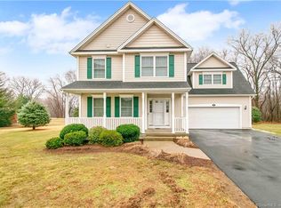 9 Masons Brook Ln UNIT 9, East Windsor, CT 06088