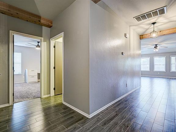 5th image of 3321 SE 94th St