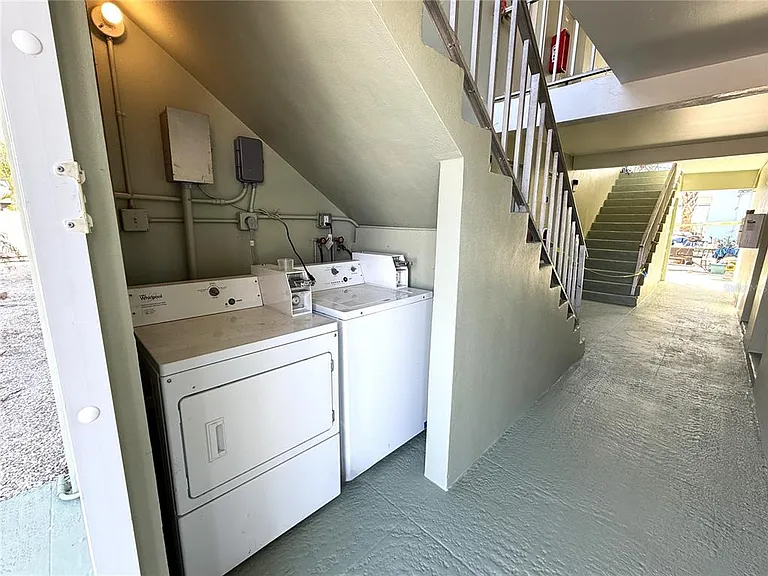 14120 Palm St #104 — Photo 11