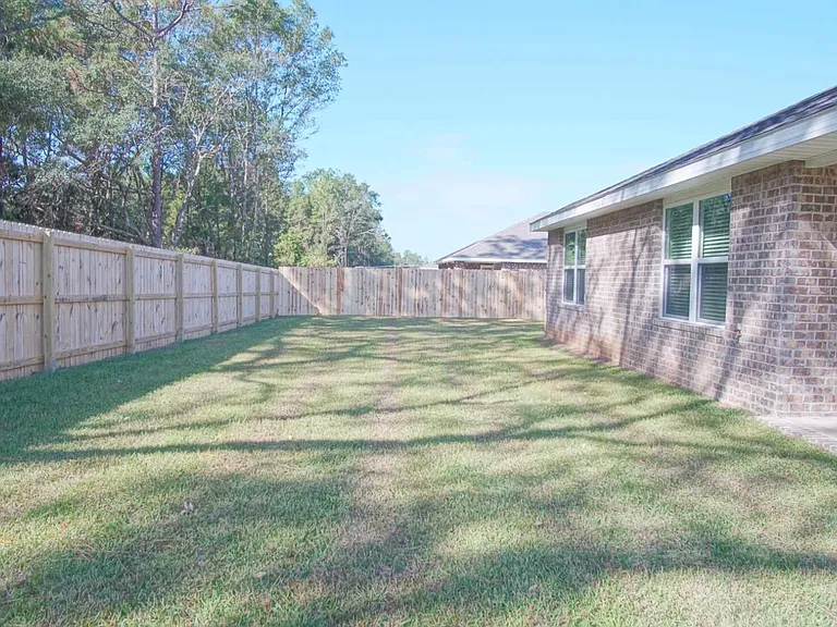 5120 Gaineswood Dr — Photo 4