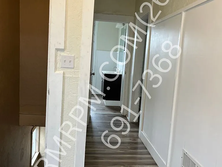 36 1/2 N Lafontaine St — Photo 6