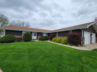 9636 Johnson St, Crown Point, IN 46307