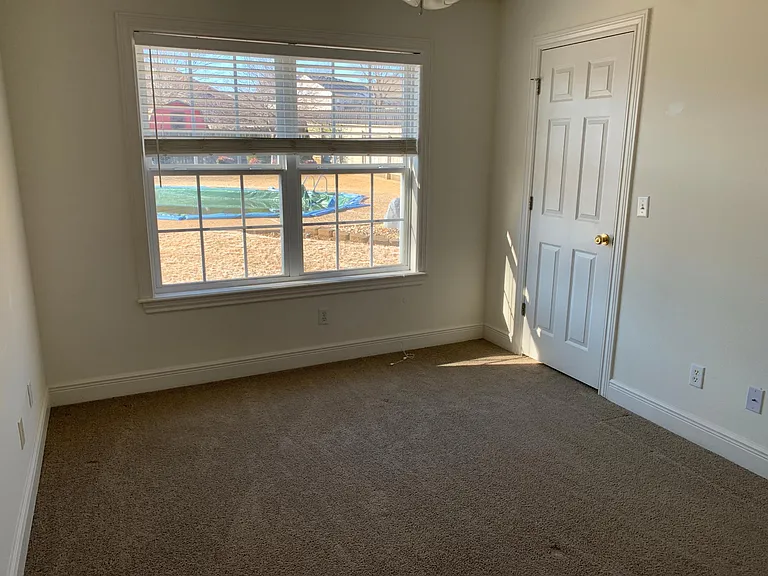 702 Tunbridge Dr — Photo 12