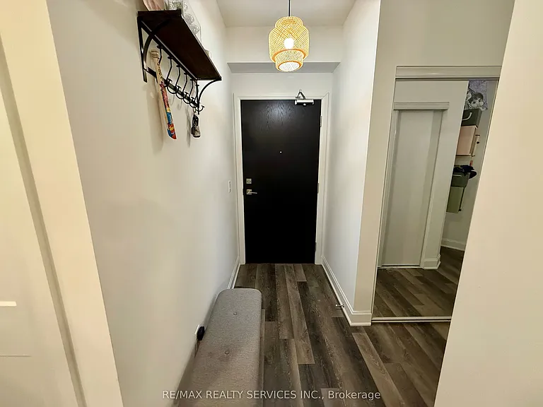 50 Lakebreeze Dr #229 — Photo 11