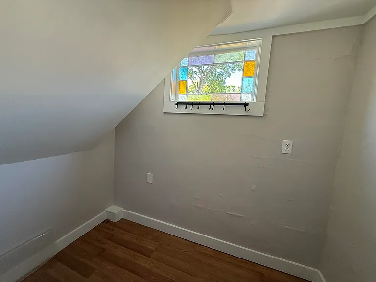 52 Lincoln St #C — Photo 9