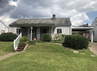 918 5th St, Huntington, WV 25701