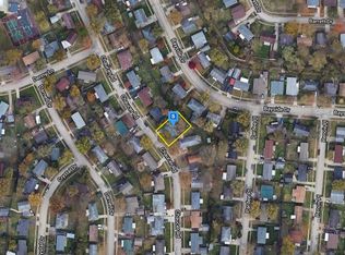 408 Chaucer Rd, Dayton, OH 45431