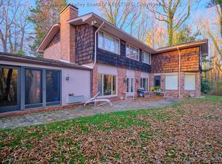 1530 Dogwood Rd, Charleston, WV 25314